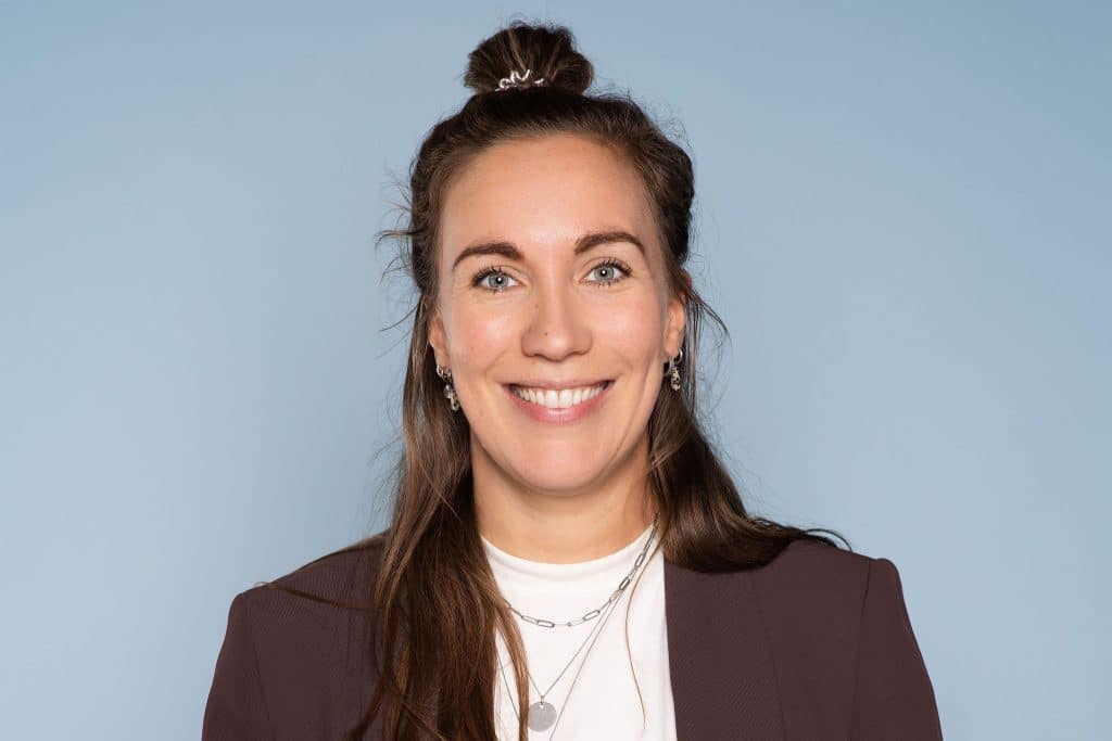 Maureen_Ros_lowres_headshot